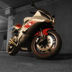 Yamaha YZF R6