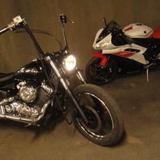 Yamaha XVS650 Dragstar Bobber