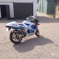 Suzuki Gsxr 750