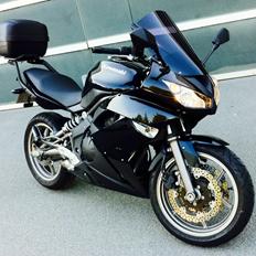 Kawasaki ER-6F ABS **solgt**