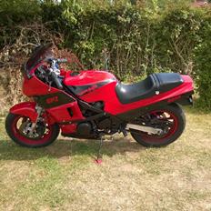 Kawasaki GPZ600R