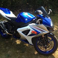 Suzuki GSXR 1000 K8