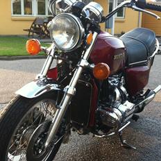 Honda GL1000K1 GoldWing