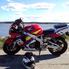 Honda CBR900rr -SC33  R127A