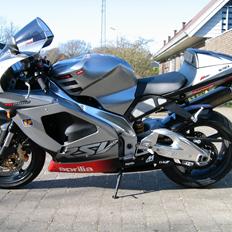 Aprilia RSV 1000 Mille