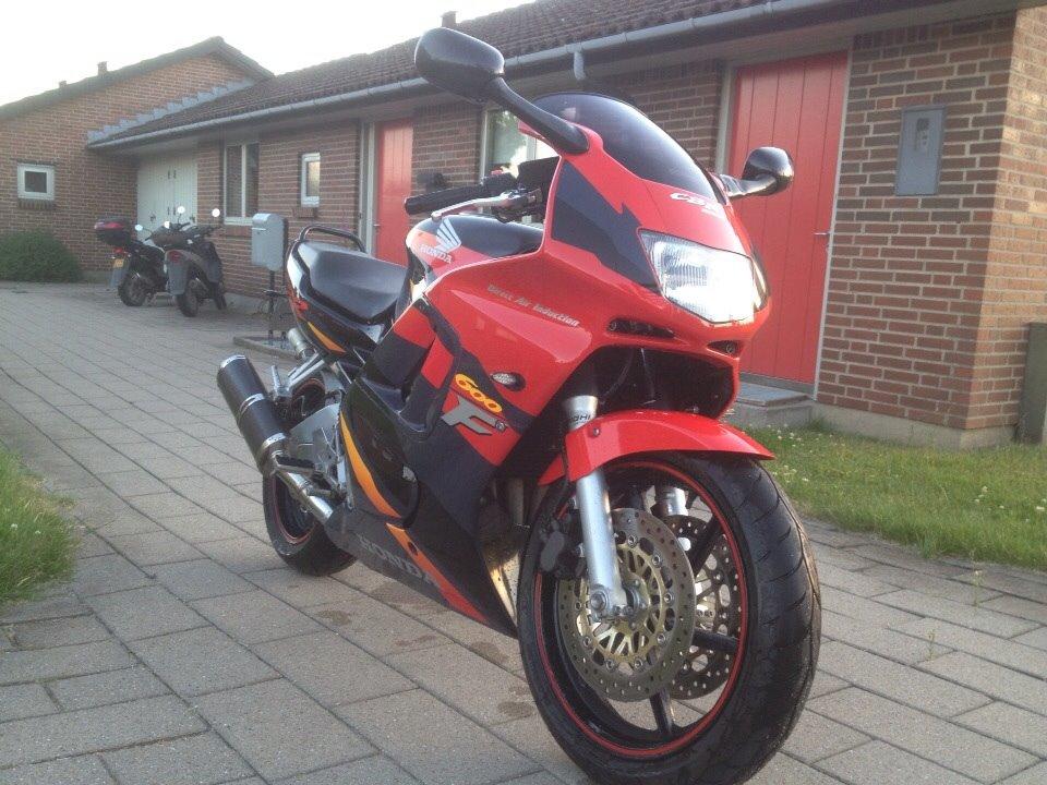 Honda Cbr 600 f3 SOLGT billede 2