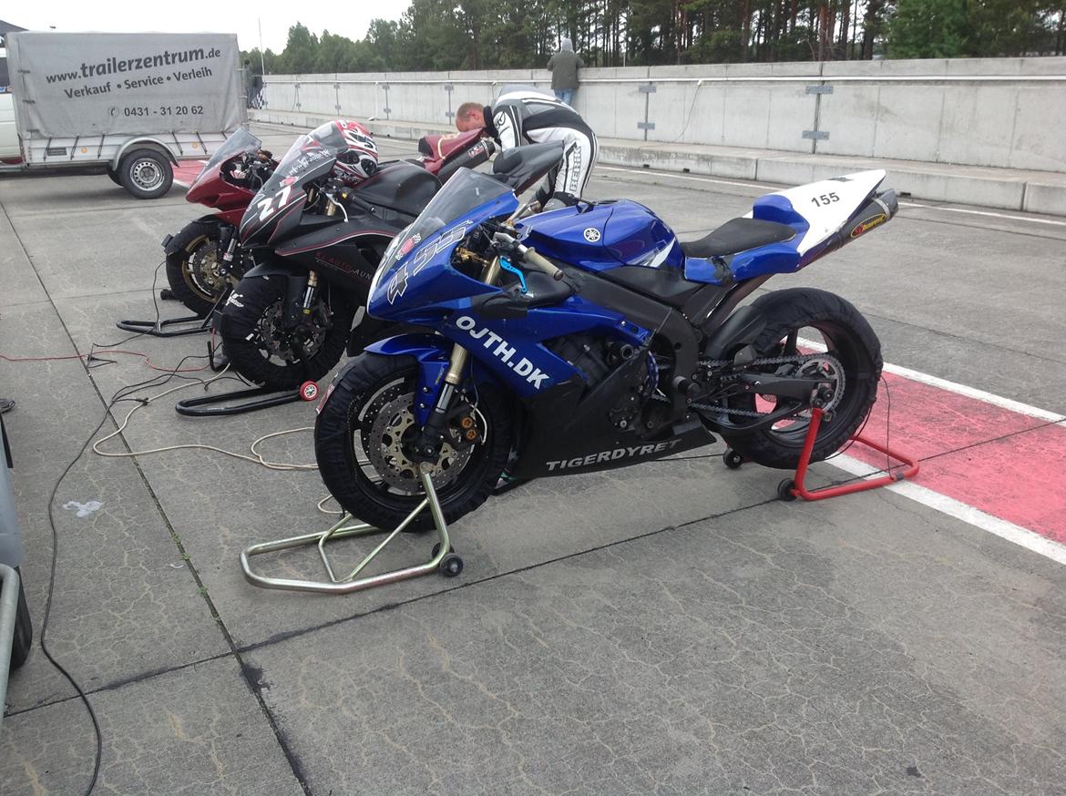 Yamaha YZF-R1 - Baneracer billede 12