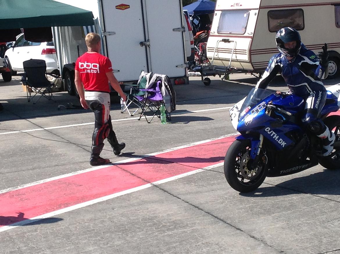 Yamaha YZF-R1 - Baneracer billede 16