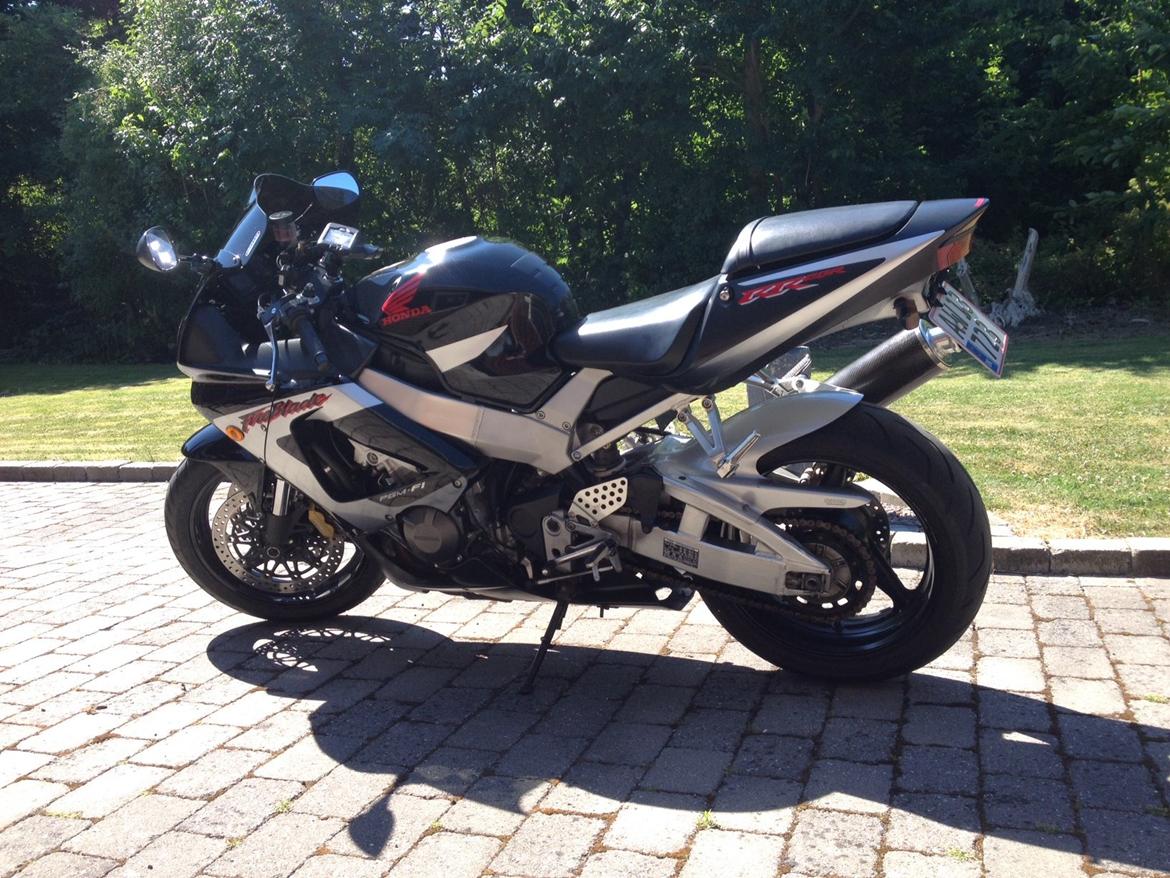 Honda CBR929RR Fireblade ***SOLGT*** billede 4