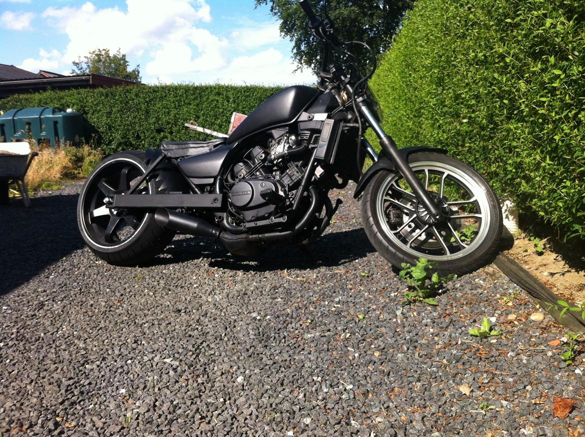 Honda VF 500 billede 3