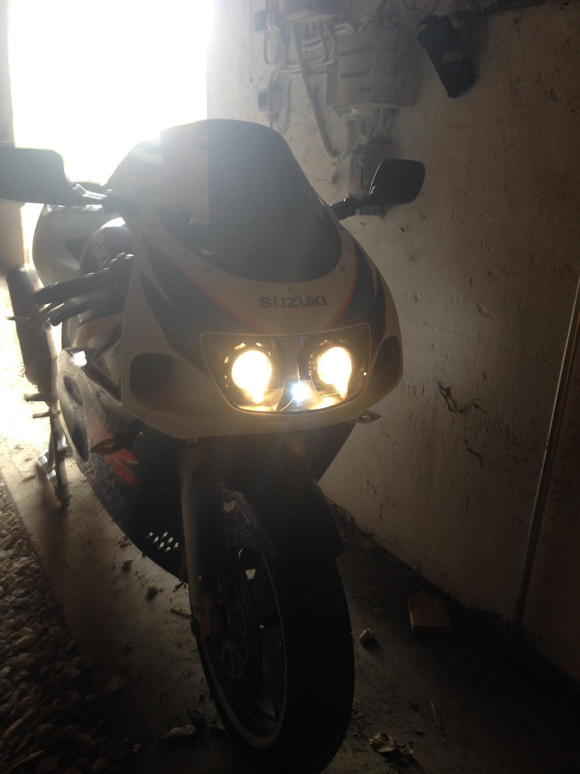 Suzuki GSXR 600 - igen billede 2