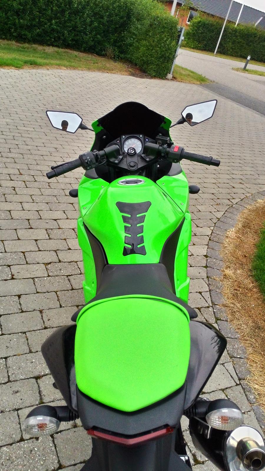 Kawasaki Ninja 250r billede 6
