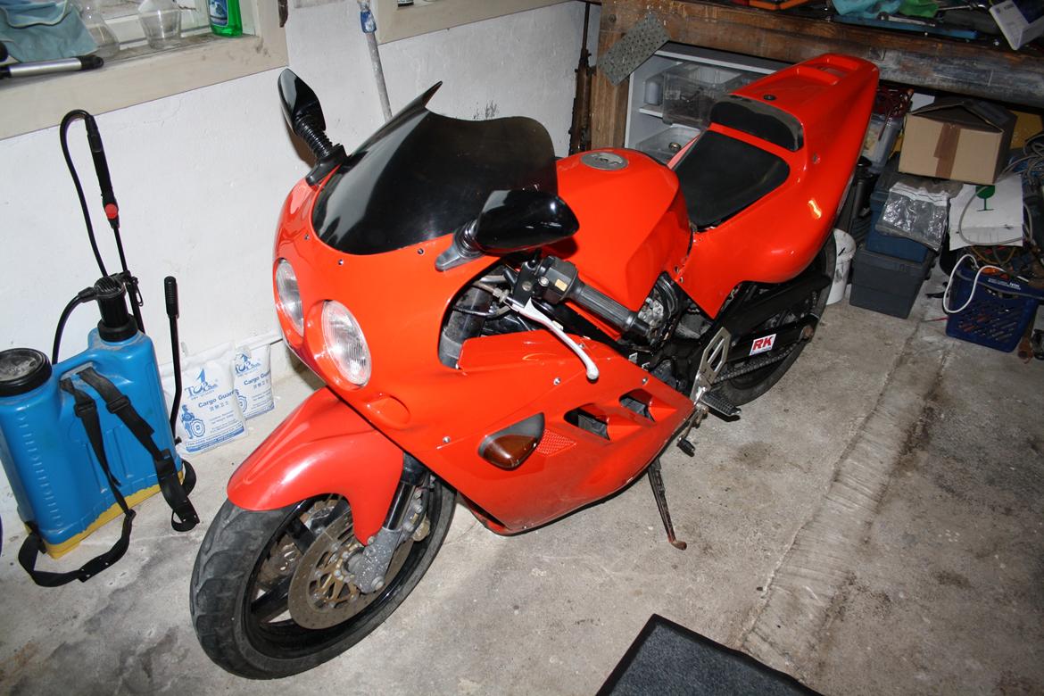 Suzuki GSX 400 X billede 10