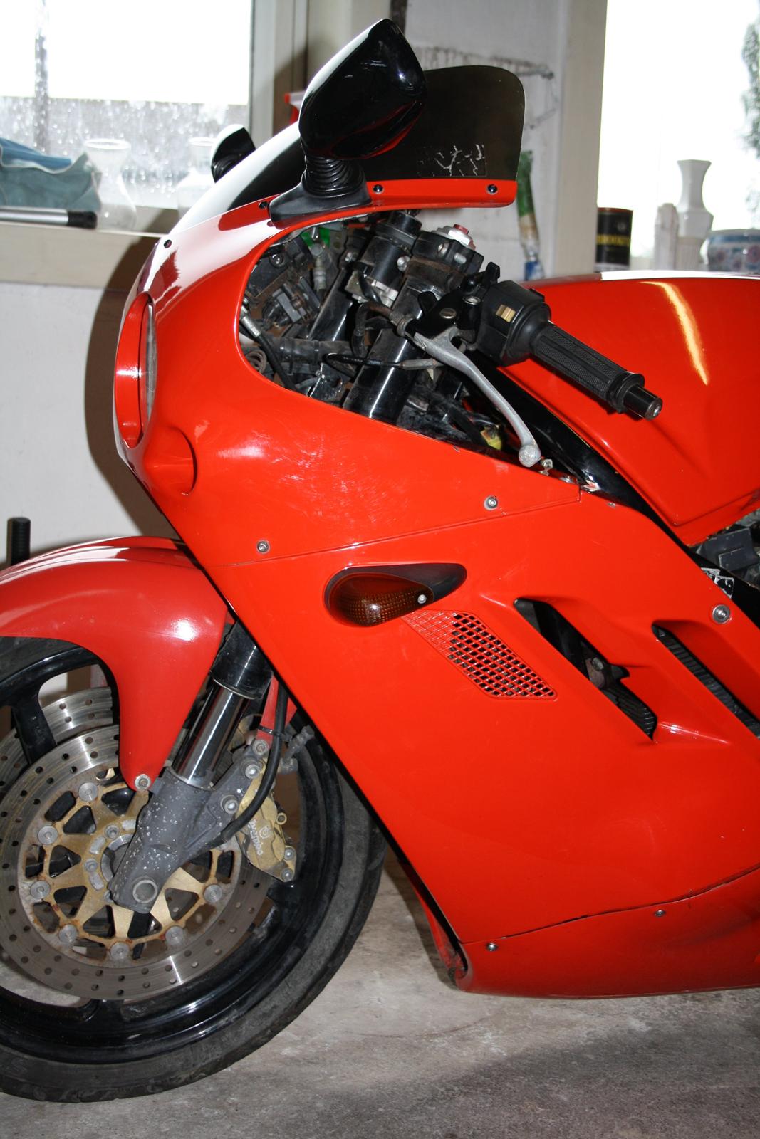 Suzuki GSX 400 X billede 19