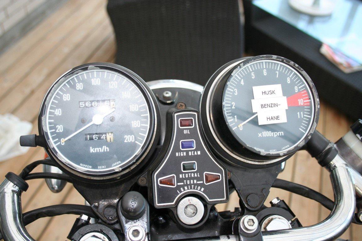 Honda CB550 K3 - Prøver at lære mig fra at lade motorcykler stå med åben hane hele tiden ;) billede 11