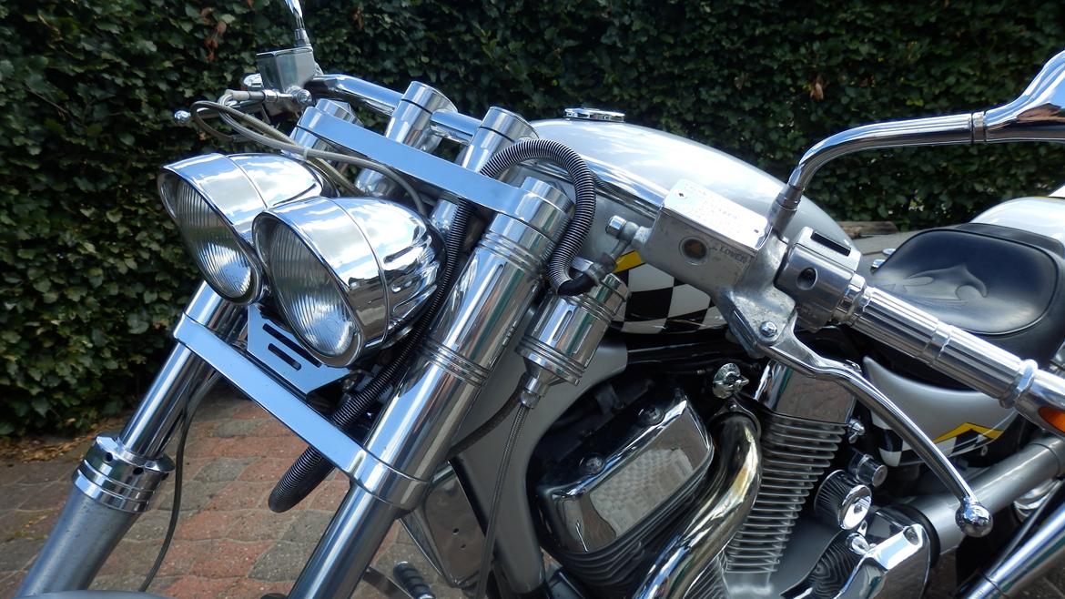 Suzuki Intruder VS 1400 billede 3