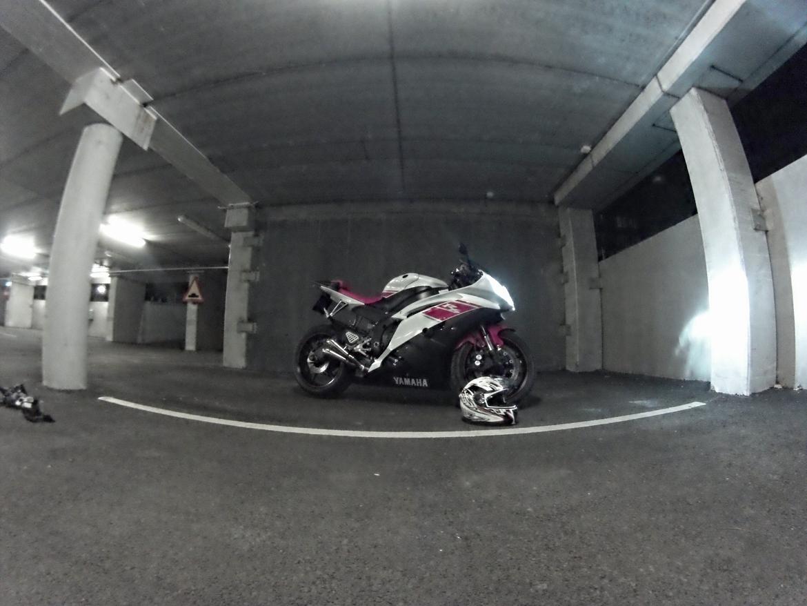 Yamaha YZF R6 billede 14