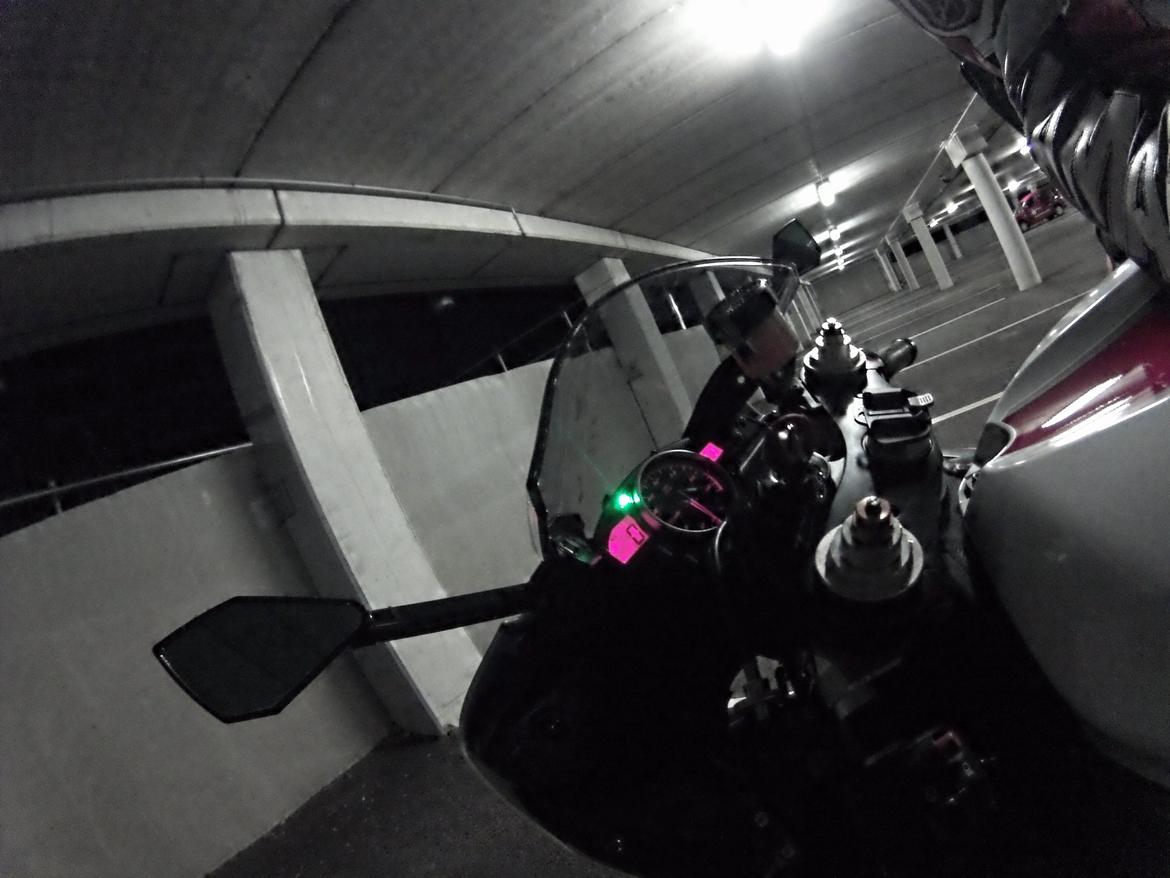 Yamaha YZF R6 billede 17