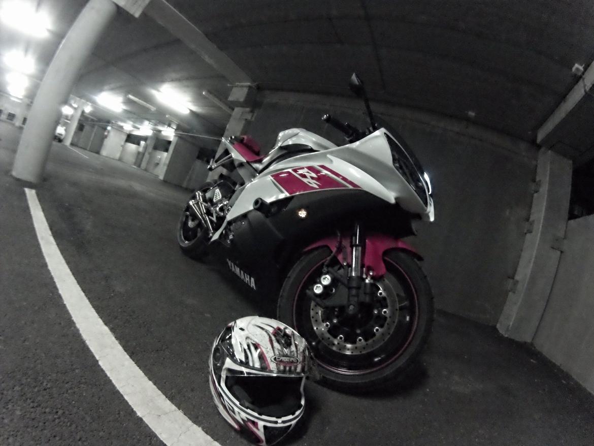 Yamaha YZF R6 billede 18