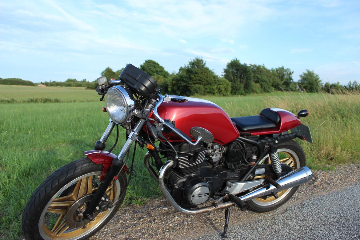 Honda CB 400 N Cafe racer billede 3