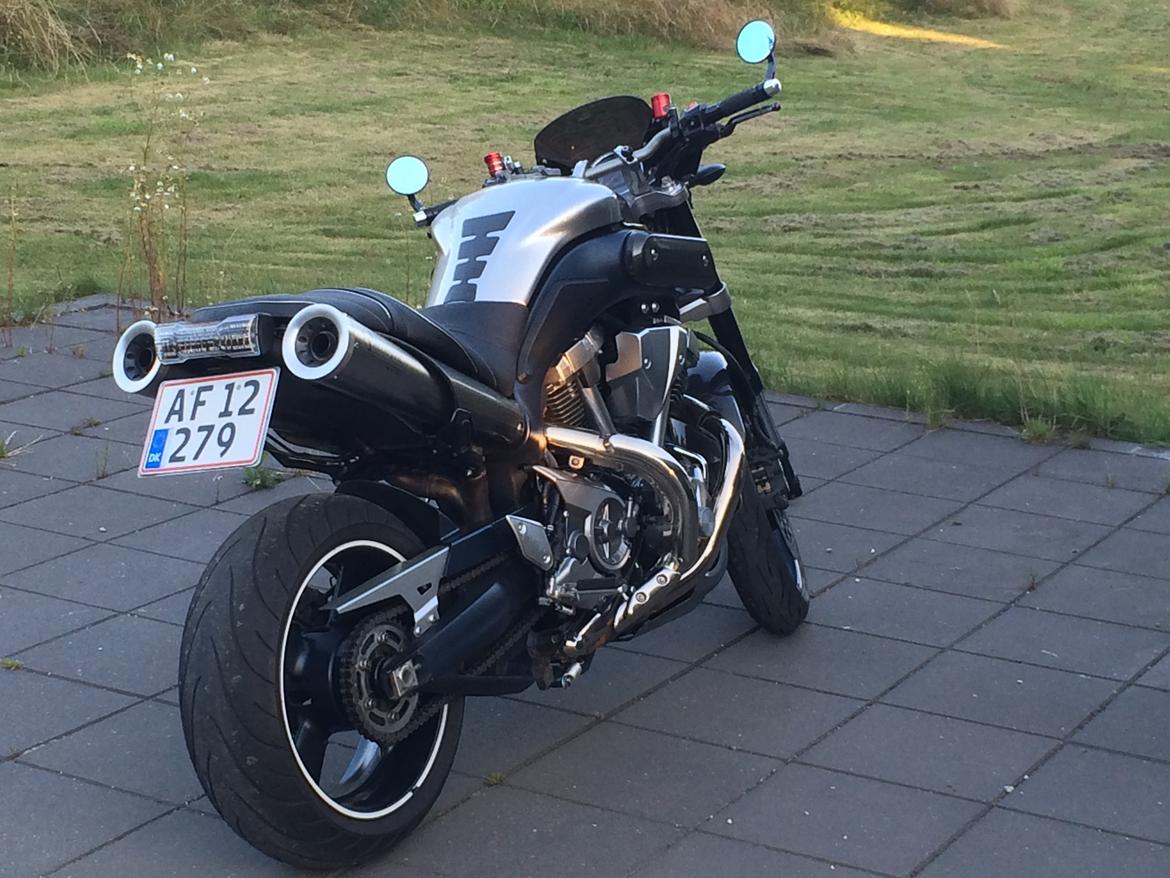 Yamaha MT-01 billede 1