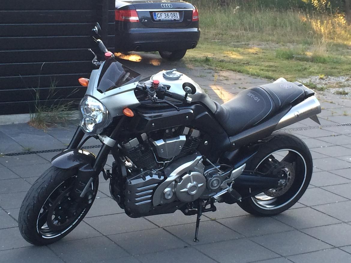 Yamaha MT-01 billede 7