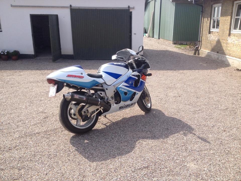 Suzuki Gsxr 750 billede 2