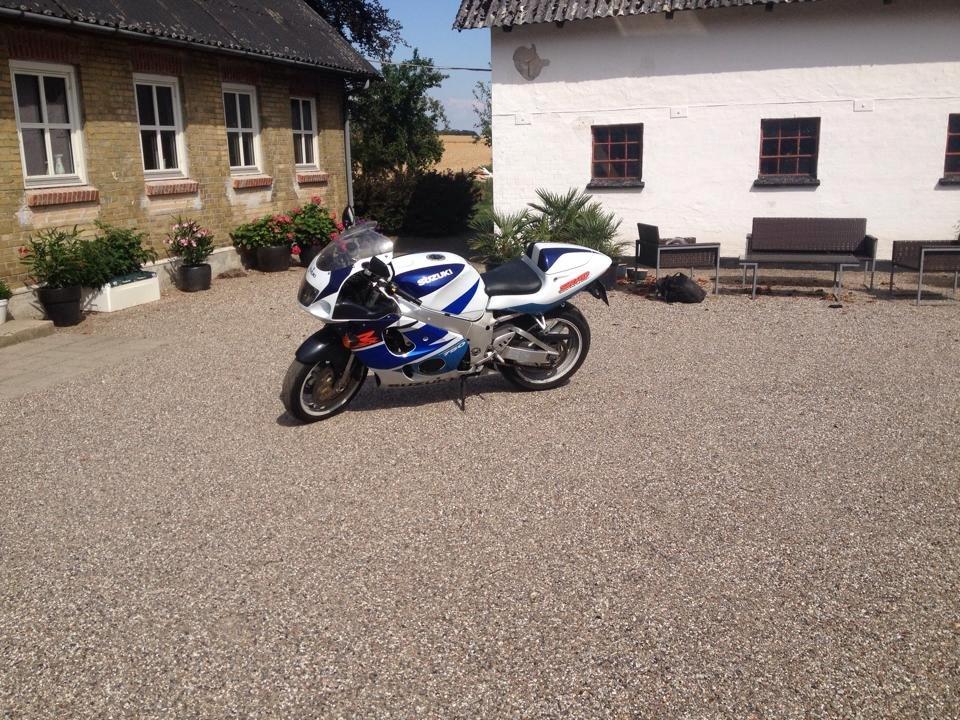 Suzuki Gsxr 750 billede 8