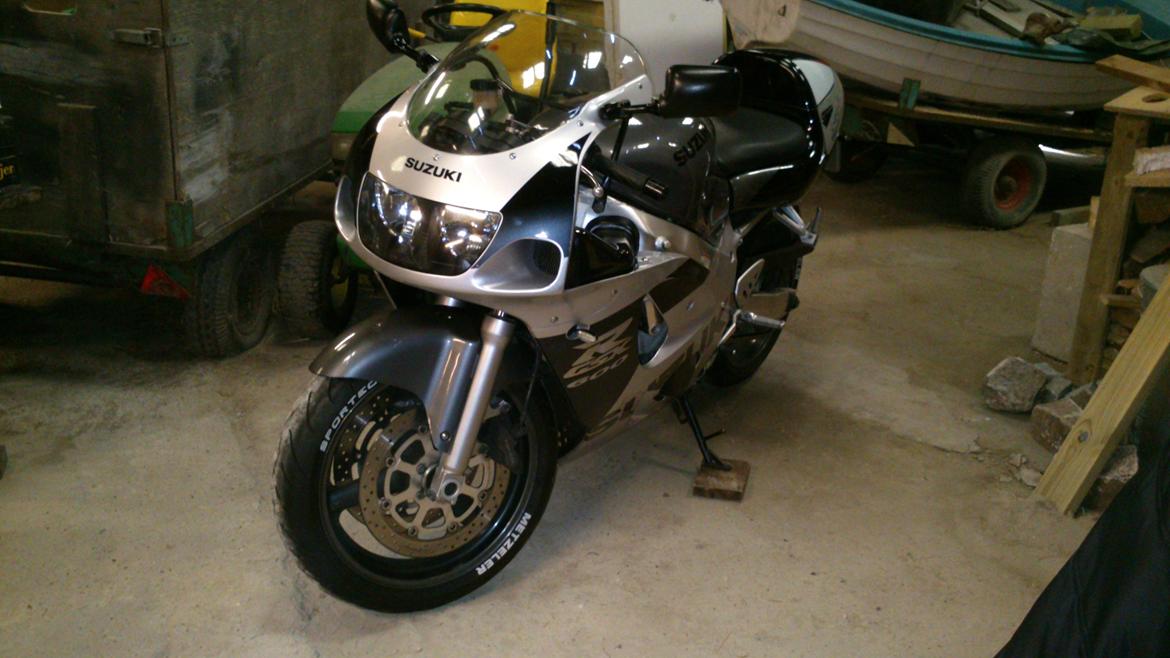 Suzuki Gsxr 600 Srad billede 10