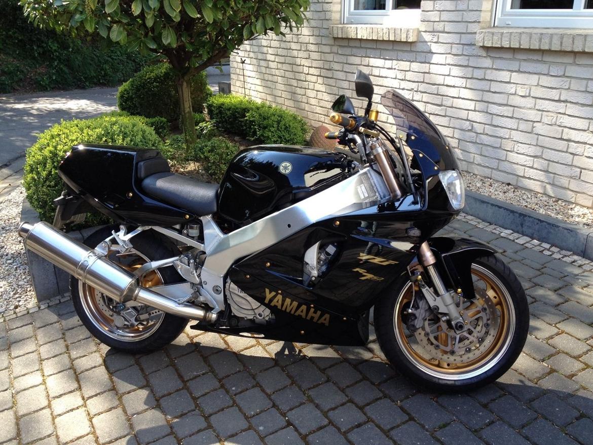 Yamaha yzf 750 sp billede 1