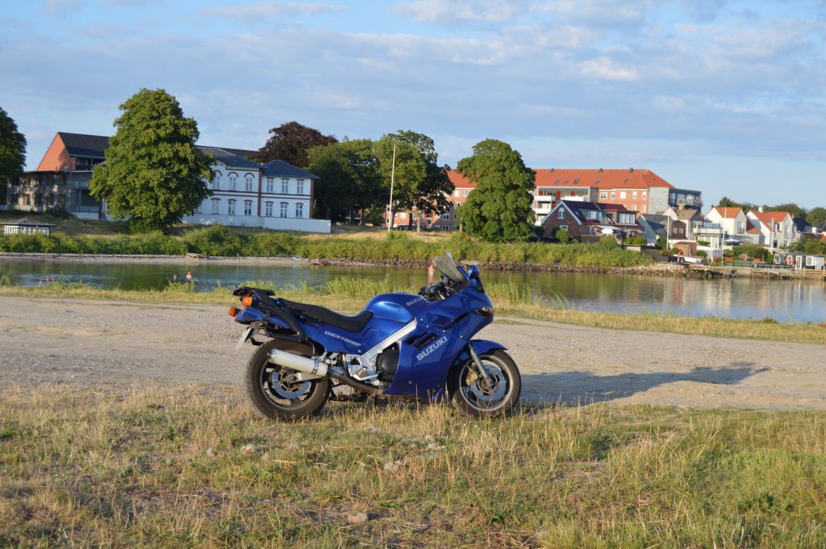 Suzuki GSX 1100 F billede 4