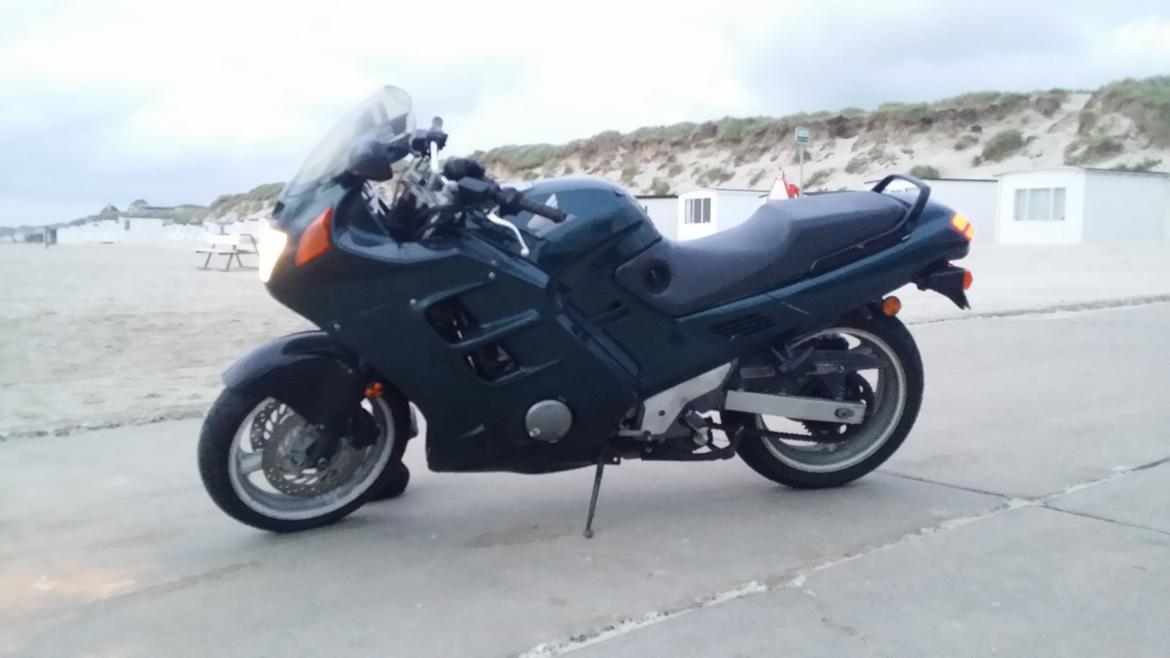 Honda cbr1000 sc24 billede 2