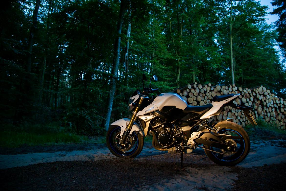 Suzuki GSR 750 AL2 billede 15