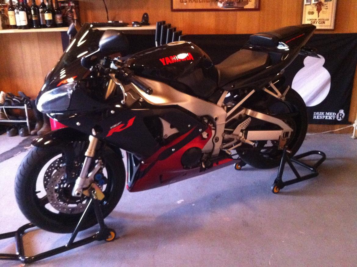 Yamaha R1 Solgt billede 8