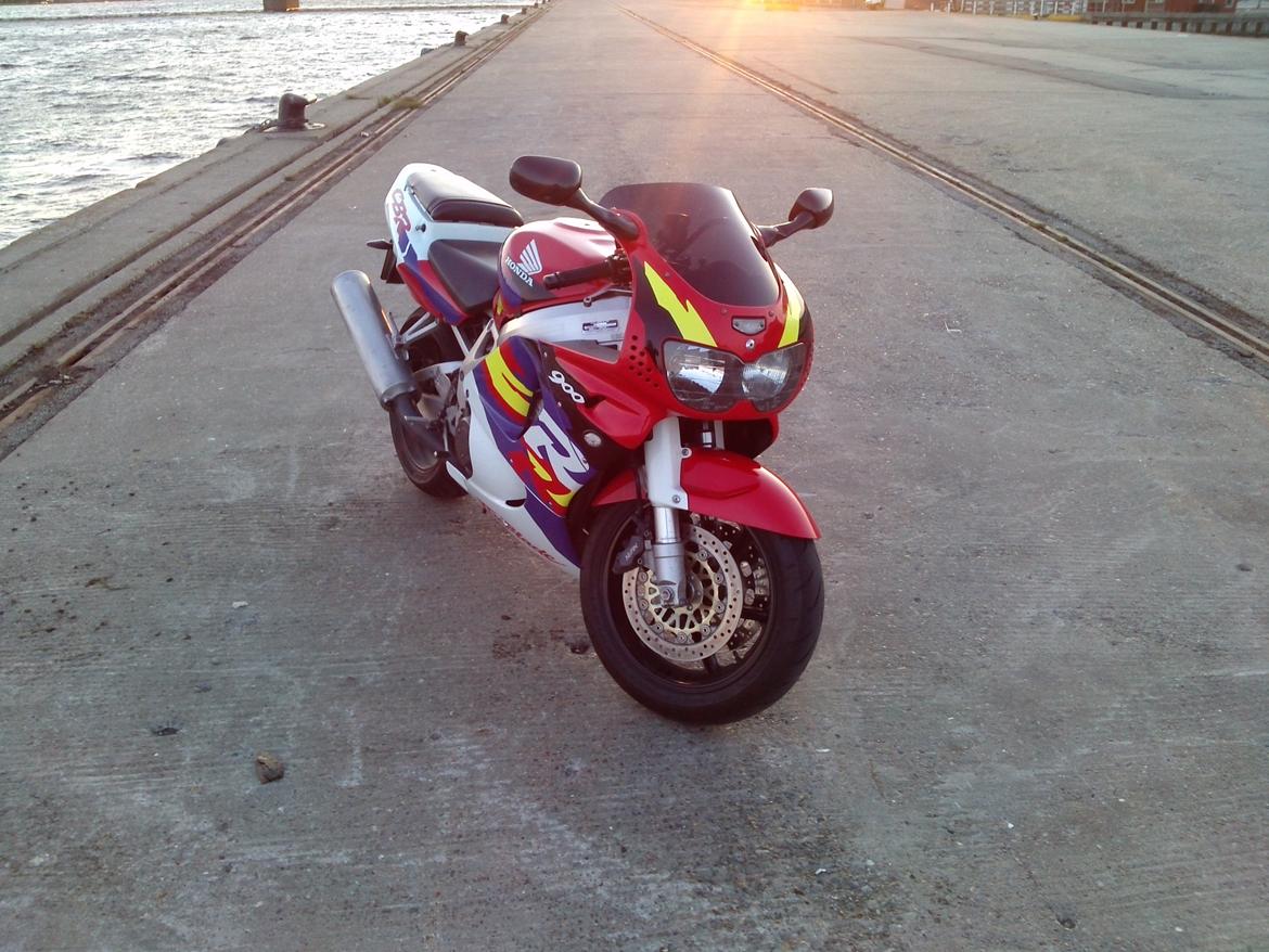 Honda CBR900rr -SC33  R127A billede 4