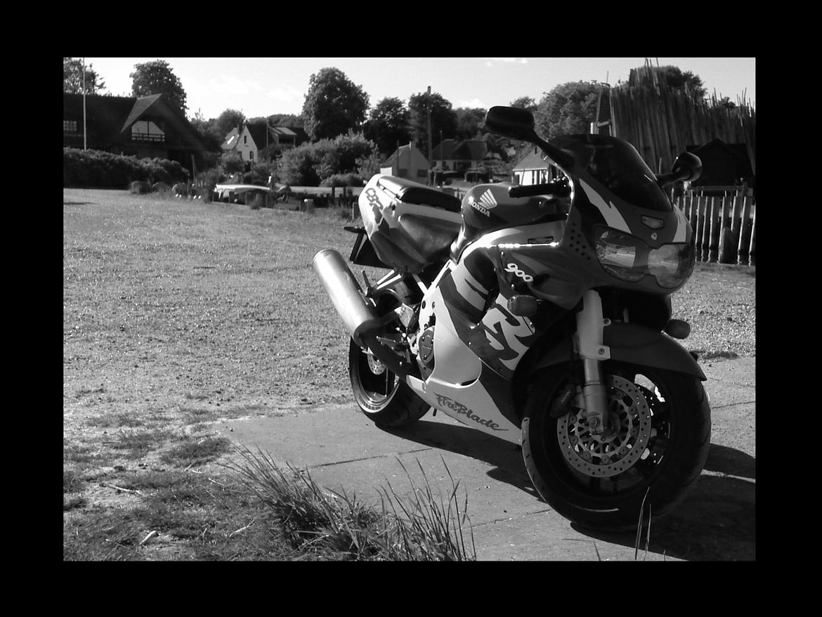 Honda CBR900rr -SC33  R127A billede 1