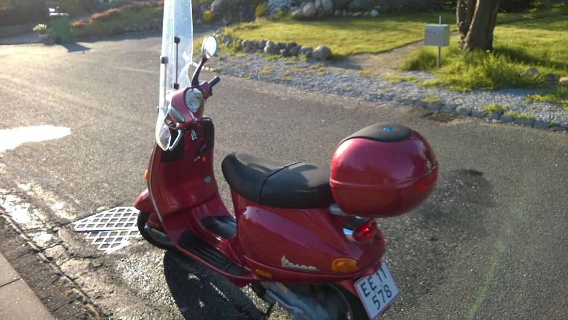 Piaggio Vespa ET4 billede 4