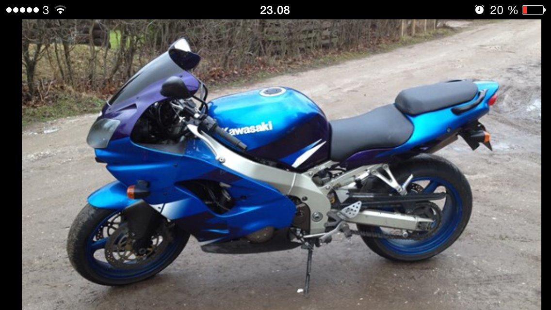 Kawasaki ZX9-R billede 5