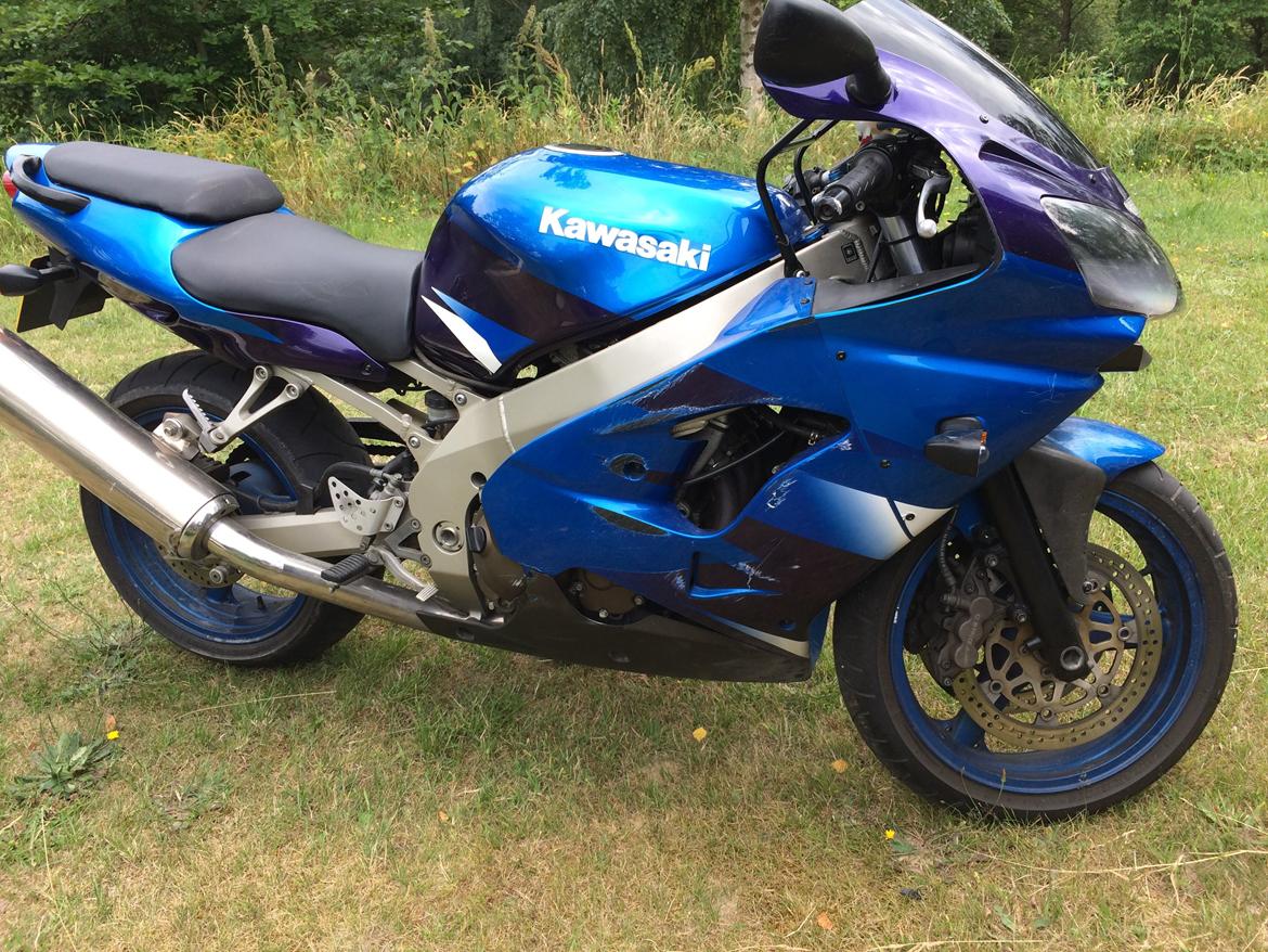 Kawasaki ZX9-R billede 4