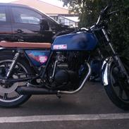Yamaha Xs400