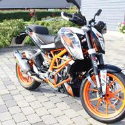 KTM 390 Duke