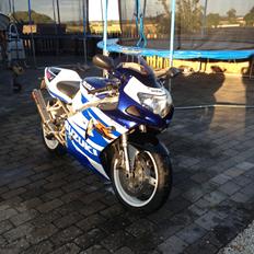 Suzuki GSX-R750 K3 *SOLGT*