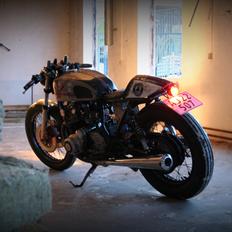 Suzuki GS 550 "Trashbin Special" E (SOLGT)