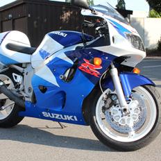 Suzuki GSXR SRAD 600
