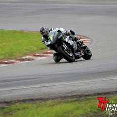 Yamaha YZF-R1 Baneged