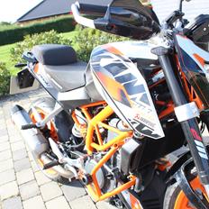KTM 390 Duke
