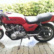 Honda CB900f