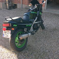 Kawasaki GPZ600R
