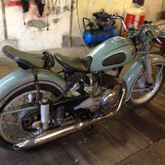 Victoria KR26N Capri