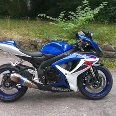 Suzuki GSXR-600